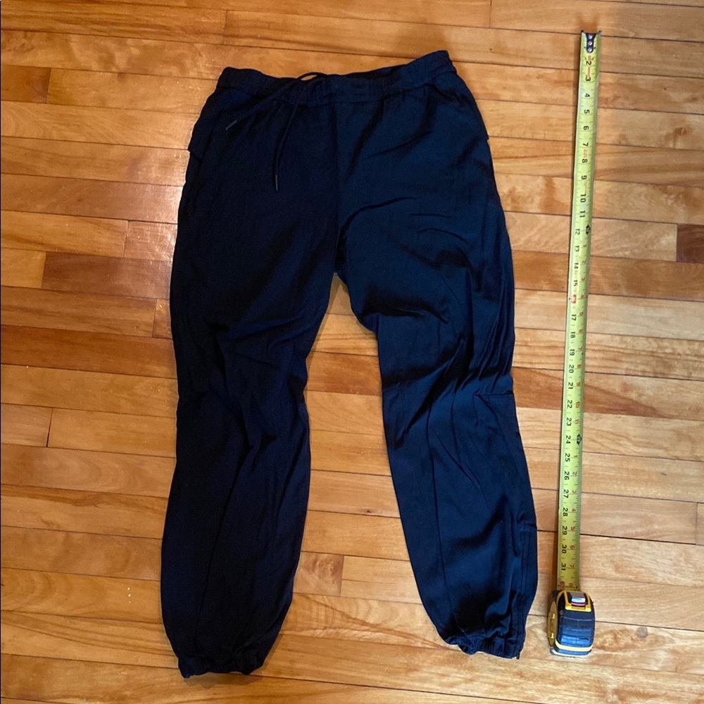 NWOT Lululemon Jogger Pants